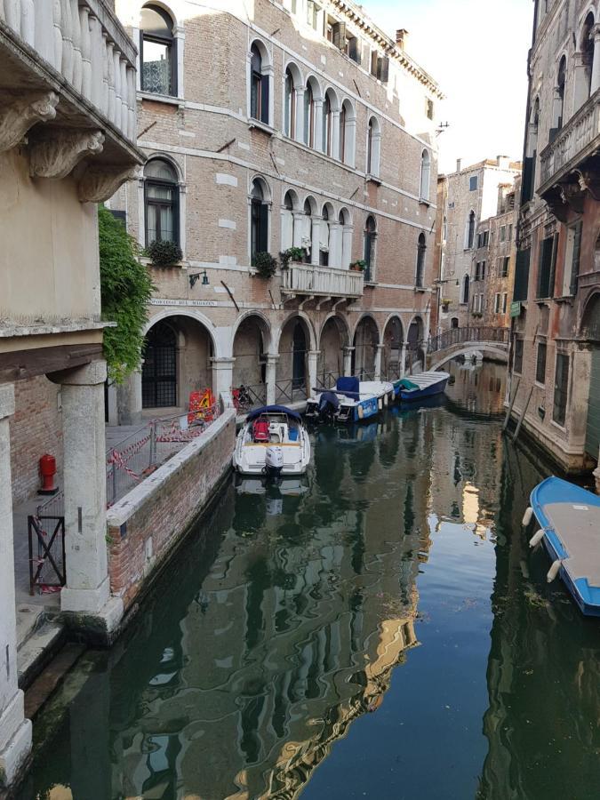 Ferienwohnung Biennale Flat In Giardini Venedig Exterior foto